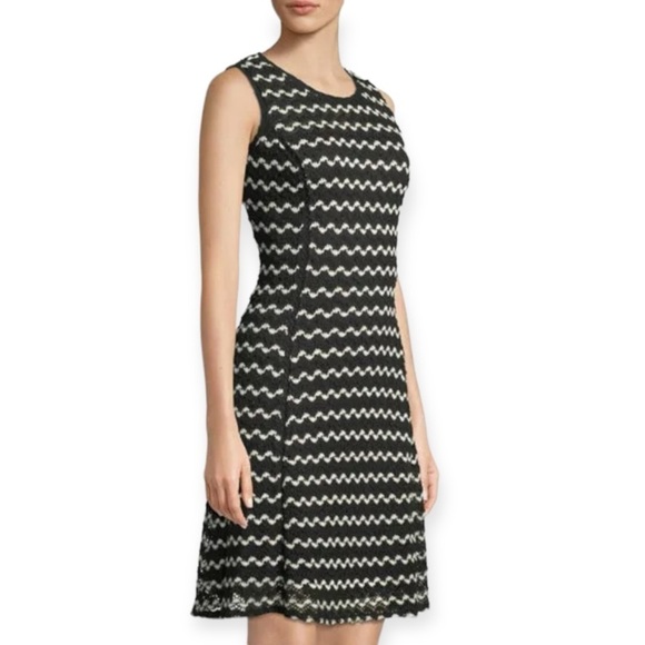 🌻Karl Lagerfeld Paris Crochet Knit A-Line Dress Size 6 - Picture 6 of 11